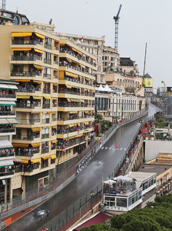Lewis Hamilton, Mercedes AMG F1 W07 Hybrid