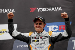 Podio: Mikel Azcona, PCR Sport Cupra TCR