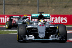 Lewis Hamilton, Mercedes AMG F1 W07 Hybrid