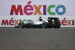 Льюіс Хемілтон, Mercedes AMG F1 W07 Hybrid
