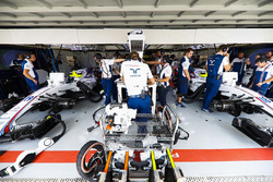 Felipe Massa, Williams FW40, Lance Stroll, Williams FW40