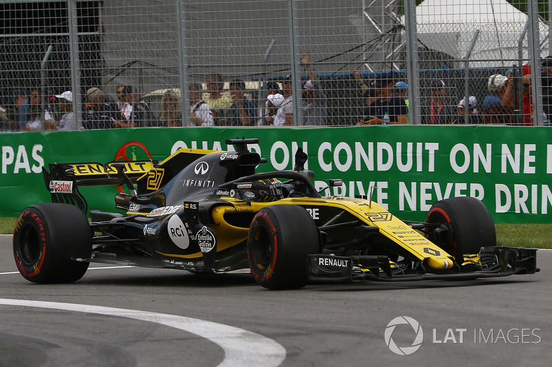 Nico Hulkenberg, Renault Sport F1 Team R.S. 18 saluda al final de la carrera