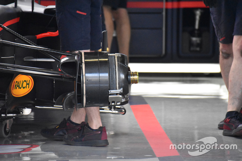 Red Bull Racing RB13 fren detay