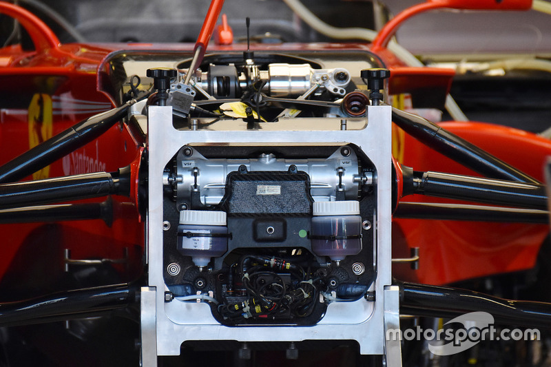Ferrari SF70H: Dämpfer