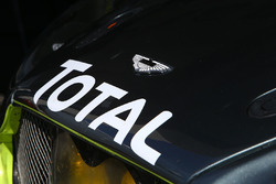 Aston Martin mit Total-Logo