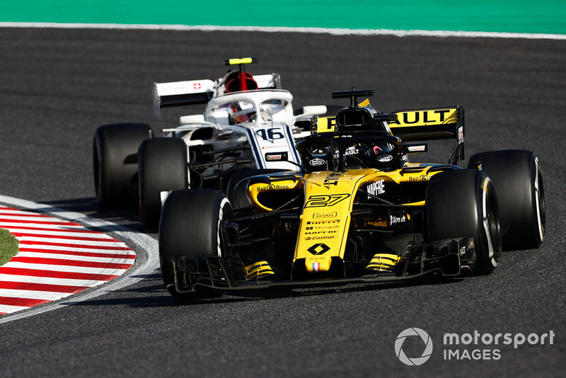 Nico Hulkenberg, Renault Sport F1 Team R.S. 18, et Charles Leclerc, Sauber C37