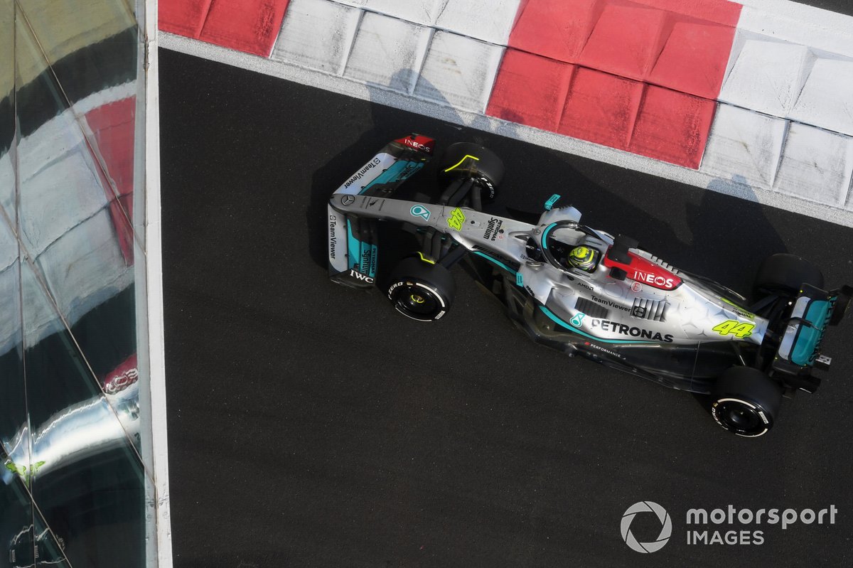 Lewis Hamilton, Mercedes W13