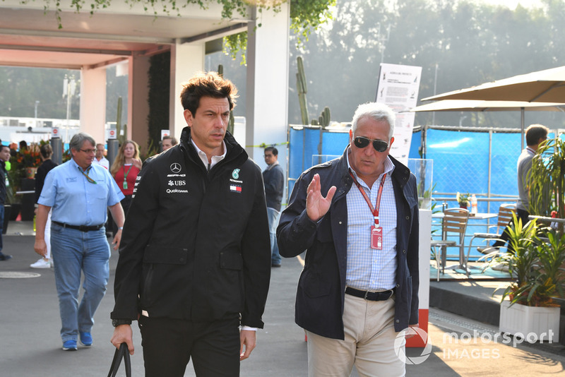 Toto Wolff, Mercedes AMG F1 Director of Motorsport en Lawrence Stroll, Racing Point Force India F1 Teameigenaar