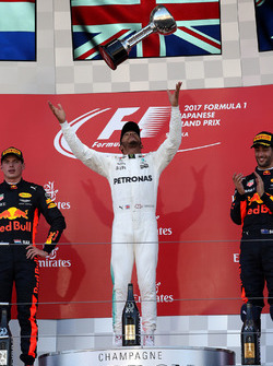 Podium: race winner Lewis Hamilton, Mercedes AMG F1, second place Max Verstappen, Red Bull Racing, third place Daniel Ricciardo, Red Bull Racing