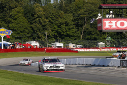 Sam Hornish Jr., Team Penske Ford se lleva la victoria