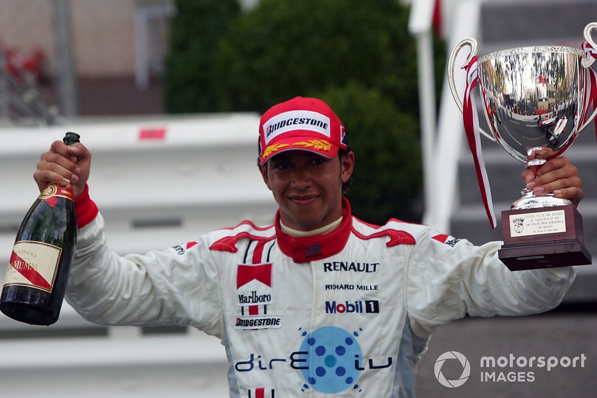 Хэмилтон стал чемпионом 2006 в GP2 при поддержке Direxiv