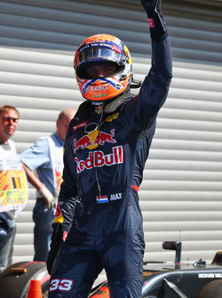 Max Verstappen, Red Bull Racing viert zijn tweede plaats in parc ferme