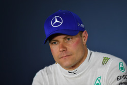 Valtteri Bottas, Mercedes-AMG F1 en la conferencia de prensa