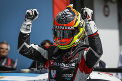 Il vincitore della gara Yann Ehrlacher, ALL-INKL.COM Münnich Motorsport Honda Civic Type R TCR
