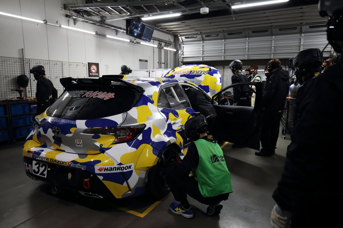 #32 ORC ROOKIE Corolla H2 concept