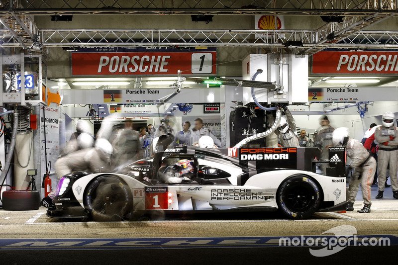 #1 Porsche Team Porsche 919 Hybrid: Тімо Бернхард, Марк Веббер, Брендон Хартлі