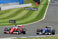 Sebastian Vettel, Ferrari SF16-H and Felipe Nasr Sauber C35