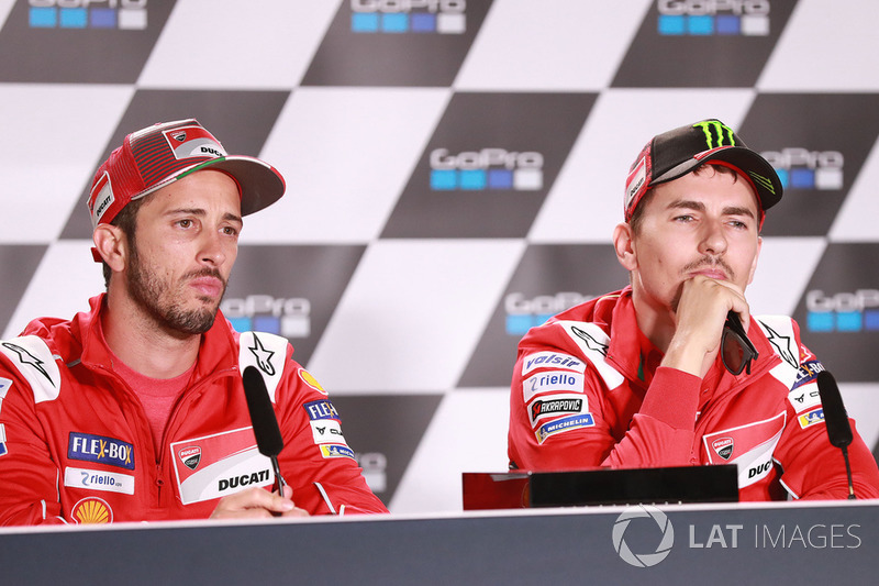 Andrea Dovizioso, Ducati Team, Jorge Lorenzo, Ducati Team