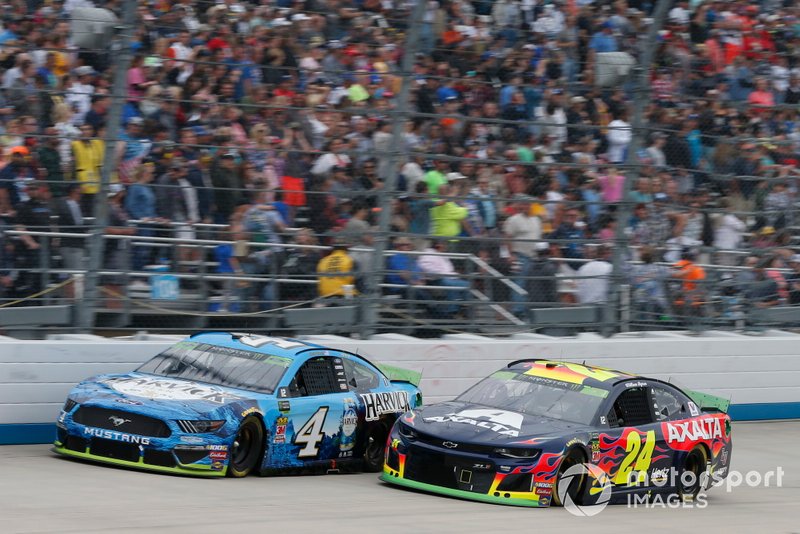 Kevin Harvick, Stewart-Haas Racing, Ford Mustang Busch Beer All Harvick William Byron, Hendrick Motorsports, Chevrolet Camaro Axalta