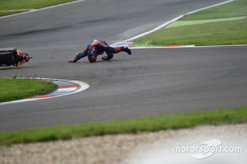 Unfall: Stefan Bradl, Honda World Superbike Team