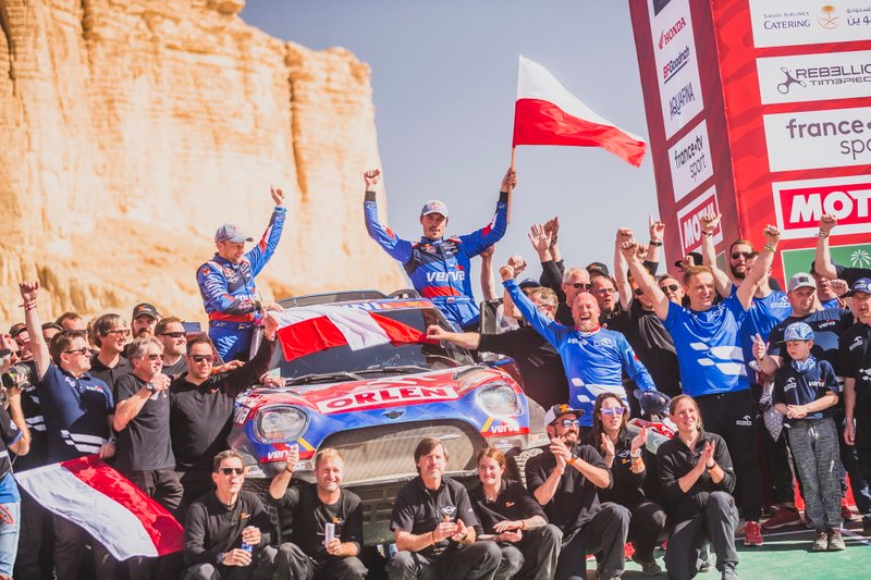 #303 JCW X-Raid Team: Jakub Przygonski, Timo Gottschalk
