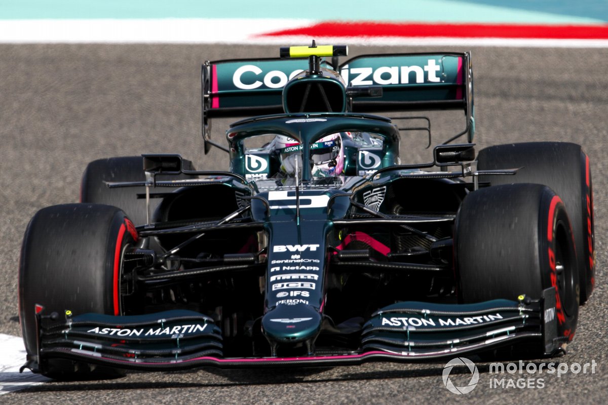 P18 Sebastian Vettel, Aston Martin AMR21