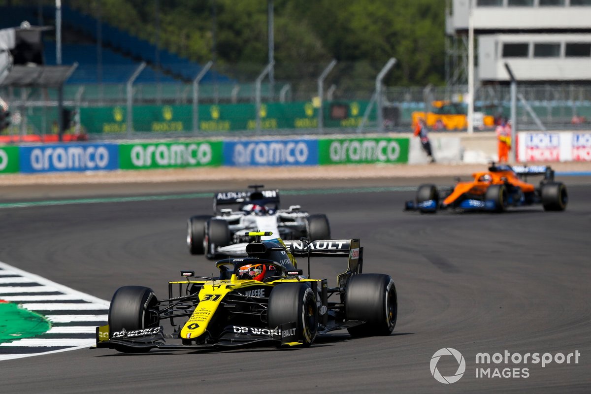 Эстебан Окон, Renault F1 Team R.S.20, Даниил Квят, AlphaTauri AT01 и Карлос Сайнс-младший, McLaren MCL35