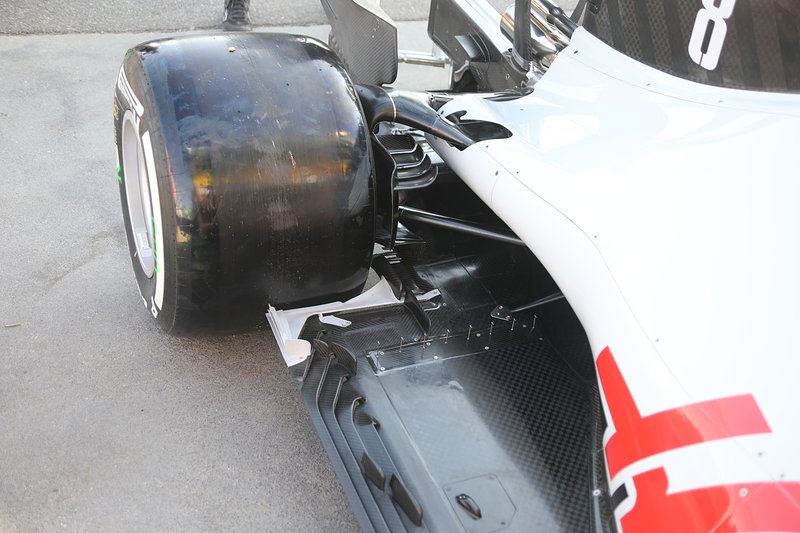 Dettaglio del fondo della Haas VF-20 realizzato in prototipazione rapida