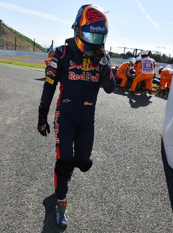 Race retiree Carlos Sainz Jr., Scuderia Toro Rosso