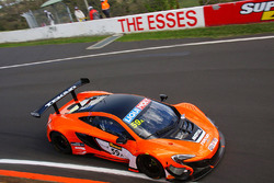 #59 Tekno Autosports McLaren 650S: Shane van Gisbergen, Alvaro Parente, Jonathon Webb