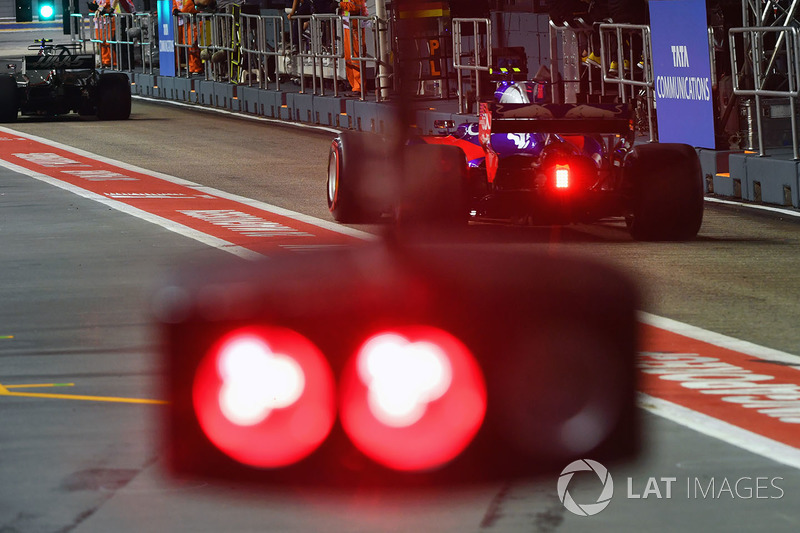 Carlos Sainz Jr., Scuderia Toro Rosso STR12