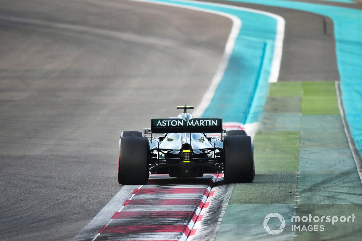 Sebastian Vettel, Aston Martin AMR21 Mule