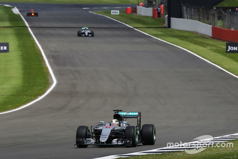 Льюіс Хемілтон, Mercedes AMG F1 W07 Hybrid