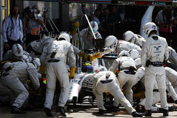 Піт-стоп Феліпе Масси, Williams FW38
