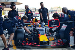 Max Verstappen, Red Bull Racing RB13, mit Messgeräten am Auto