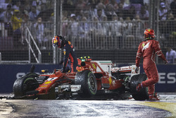 Kimi Raikkonen, Ferrari, Max Verstappen, Red Bull, after the crash