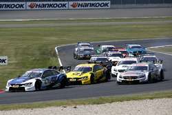 Philipp Eng, BMW Team RBM, BMW M4 DTM, Timo Glock, BMW Team RMG, BMW M4 DTM, Pascal Wehrlein, Mercedes-AMG Team HWA