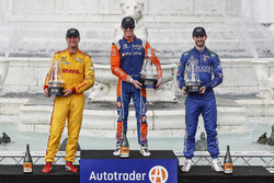 Podium: 1. Scott Dixon, 2. Ryan Hunter-Reay, 3. Alexander Rossi