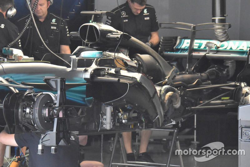 Mercedes F1 W08: Seitenansicht ohne Verkleidung