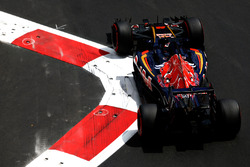 Daniil Kvyat, Scuderia Toro Rosso STR11