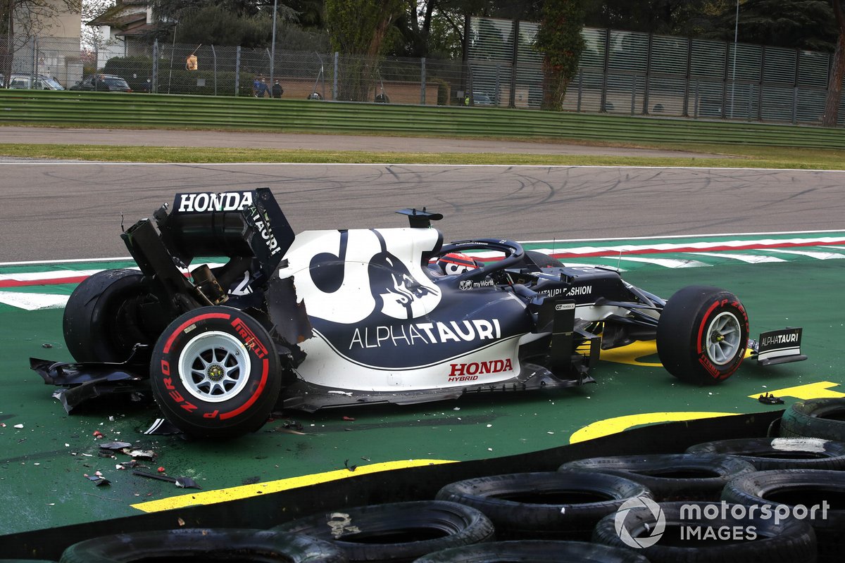 Yuki Tsunoda, AlphaTauri AT02 after his crashes
