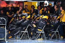 Renault Sport F1 Team mechanics in the garage