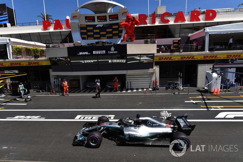 Льюис Хэмилтон, Mercedes AMG F1 W09