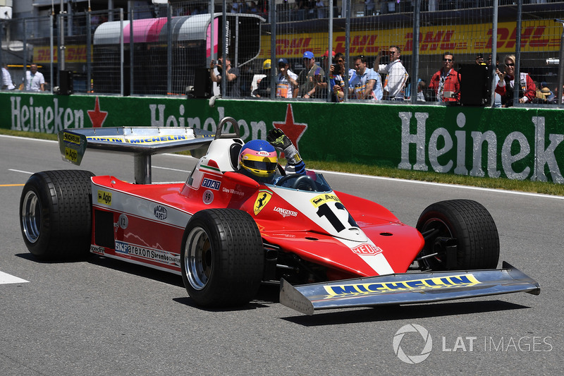 Jacques Villeneuve, guida la Ferrari 312T3 1978 del padre, vincitrice in Canada