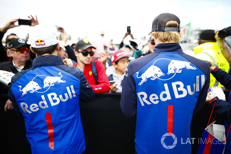 Pierre Gasly, Toro Rosso, y Brendon Hartley, Toro Rosso