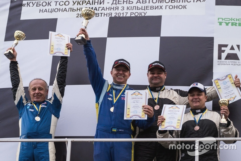 Подіум GT Open: Олег Скуз, Ігор Скуз, Павло Копилець,, Євген Борщенко