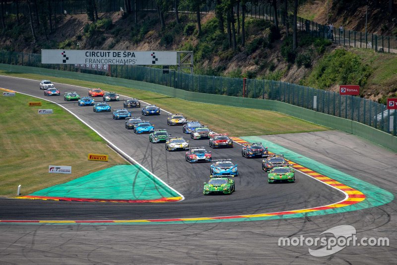 Start der Lamborghini Super Trofeo Europe 2019 in Spa