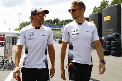 Fernando Alonso, Jenson Button, McLaren MP4-31
