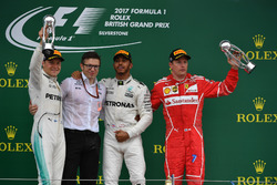 Podium: race winner Lewis Hamilton, Mercedes AMG F1, second place Valtteri Bottas, Mercedes AMG F1, third place Kimi Raikkonen, Ferrari, Peter Bonnington, Mercedes AMG F1 Race Engineer