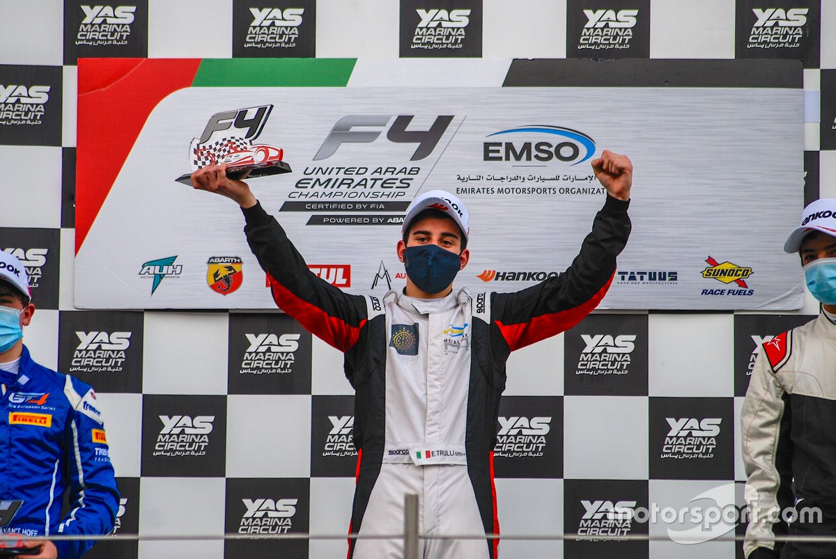 Le vainqueur Enzo Trulli